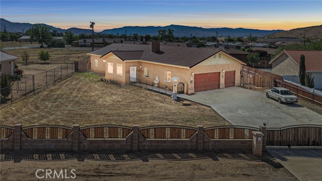 20151 Serrano — photo