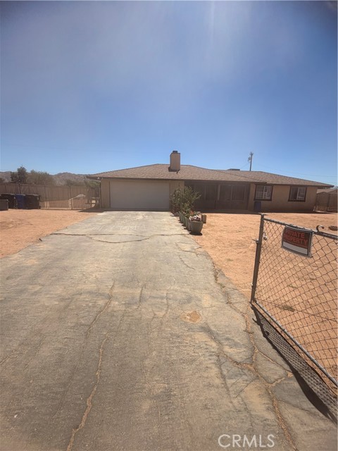16661 Pawnee — photo