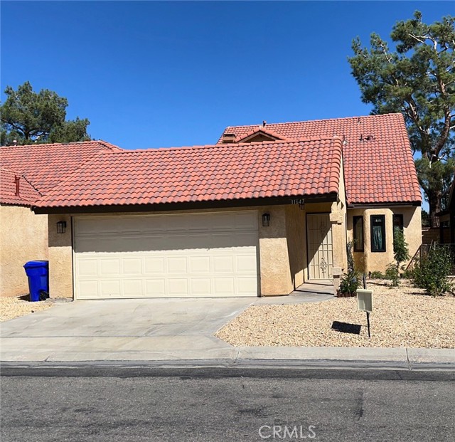11647 Pepper Ln — photo