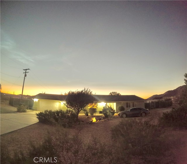 15550 Desert Star — photo