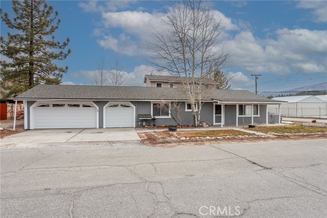 171 W Meadow — photo