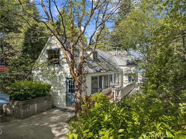 373 John Muir — photo