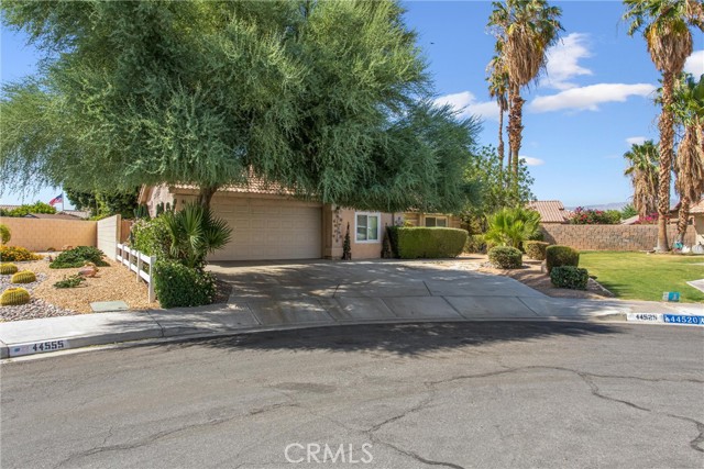44525 Saffron Ct — photo