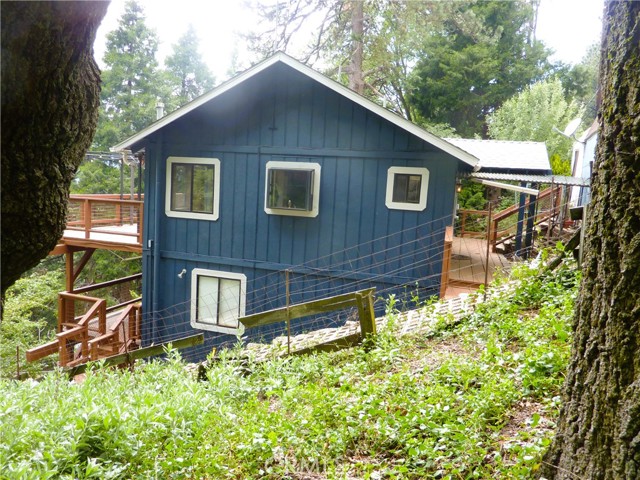 21531 Sawpit Canyon Road — photo