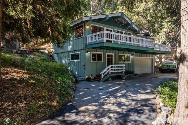 380 S Dart Canyon — photo
