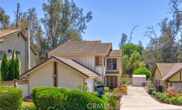 15777 Country Club — photo