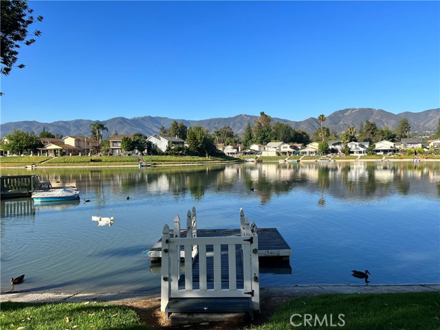 1464 Camelot Dr — photo