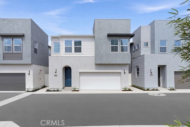 1011 E Overlook Dr — photo