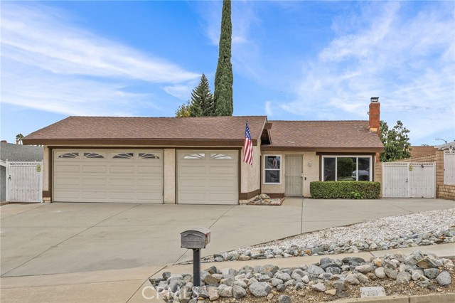 8028 Orangewood Dr — photo