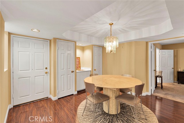 801 Pine Ave Unit 205 — photo