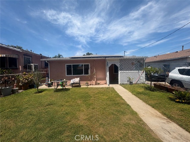 1526 W 8th — photo