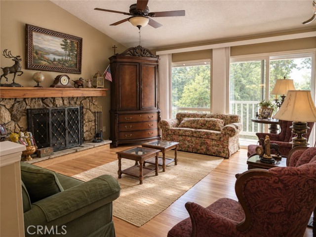 191 Kuffel Canyon — photo