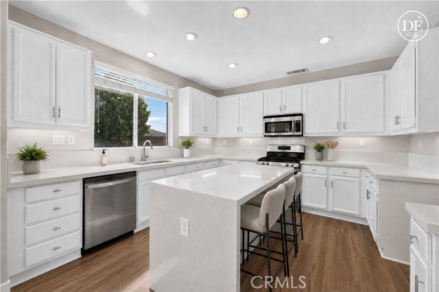 28900 Bayberry Dr — photo