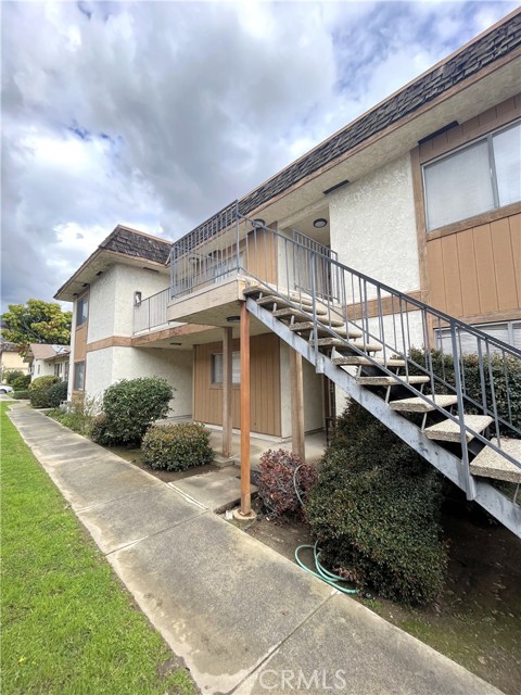 320 W Mountain View Ave D — photo