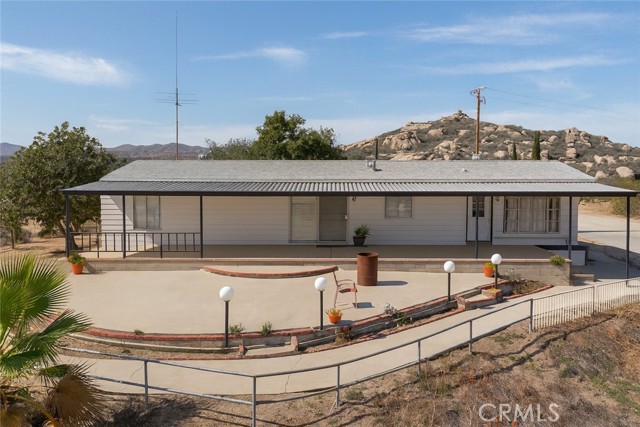 1020 Clayton — photo
