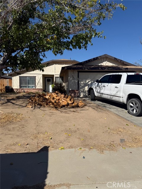605 S Gold Canyon — photo
