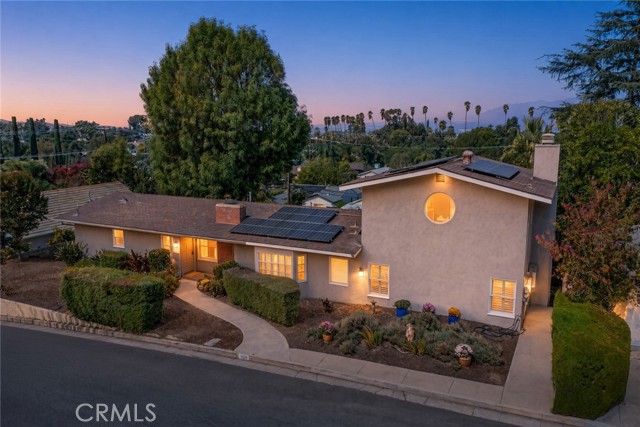 1020 La Cresta — photo