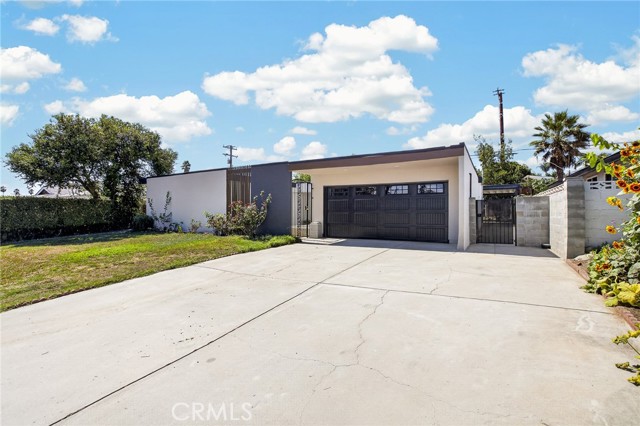 7374 Layton St — photo