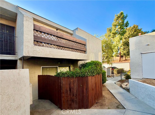 2266 Denair Ave 416 — photo