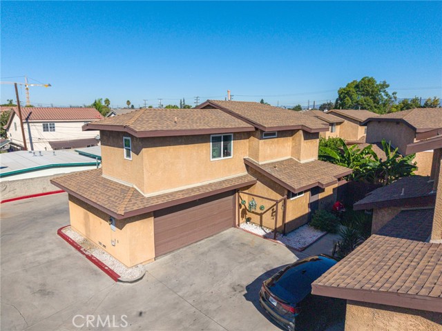 4802 Santa Ana — photo