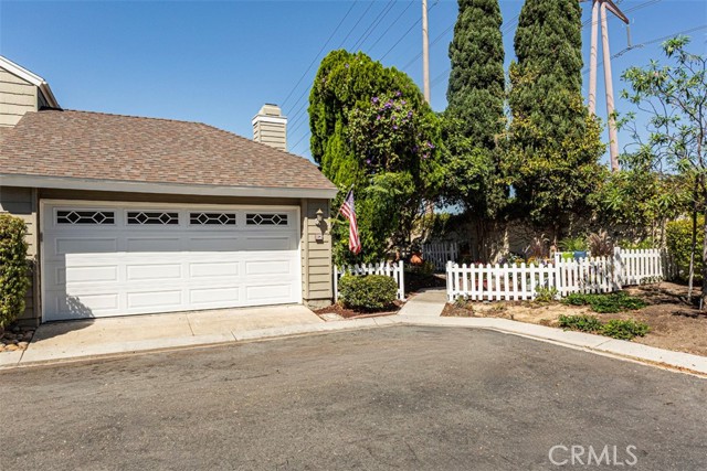 24 Riverstone — photo