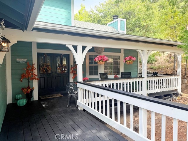 934 Teakwood — photo