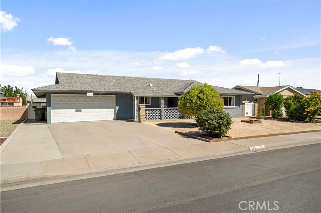 26270 Fairlane — photo