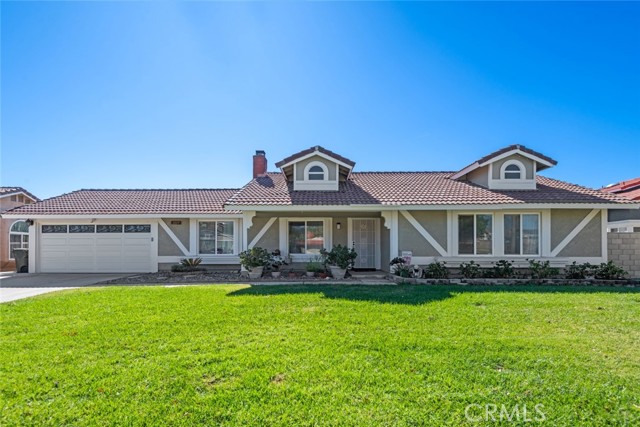 1217 W Craig St — photo