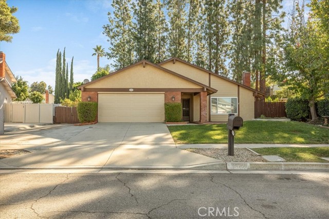 1542 Powell — photo