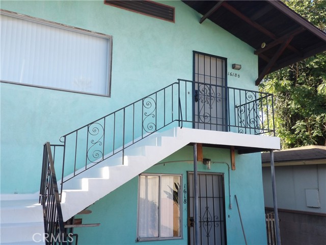 1618 1/2 W Gardena — photo