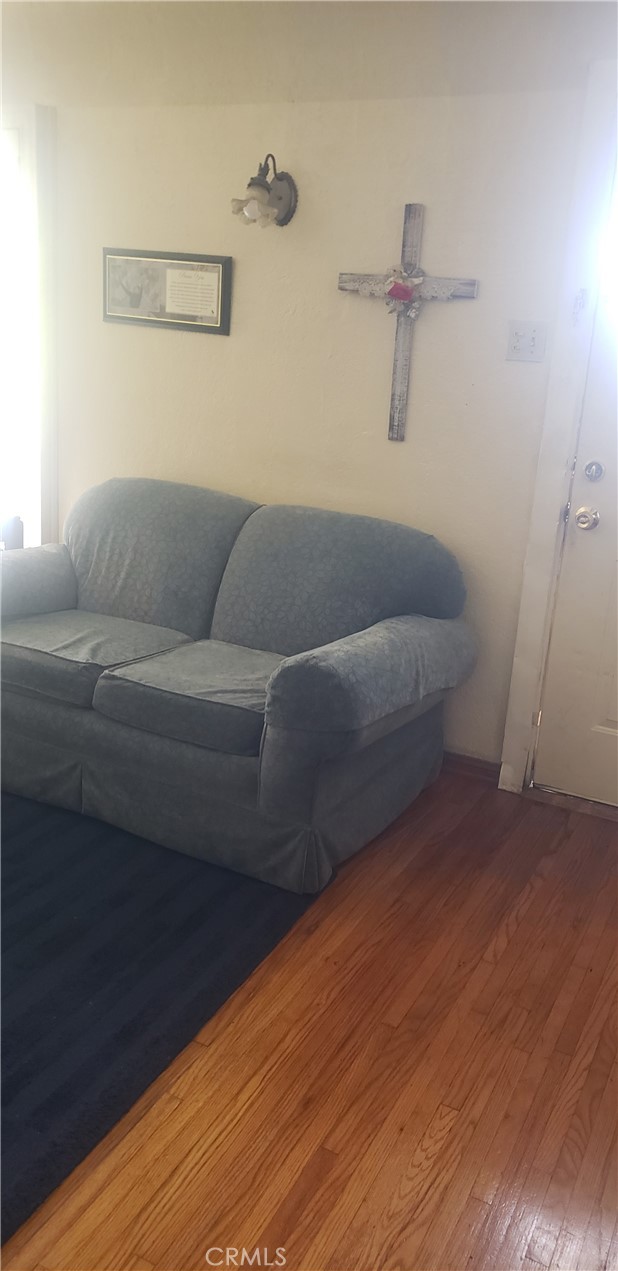420 S Pearl, Compton, CA 90221 — photo 2
