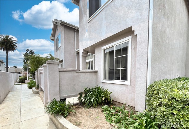 820 W Compton #16, Compton, CA 90220