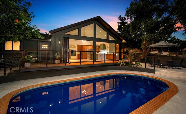 32 W Las Flores Dr — photo