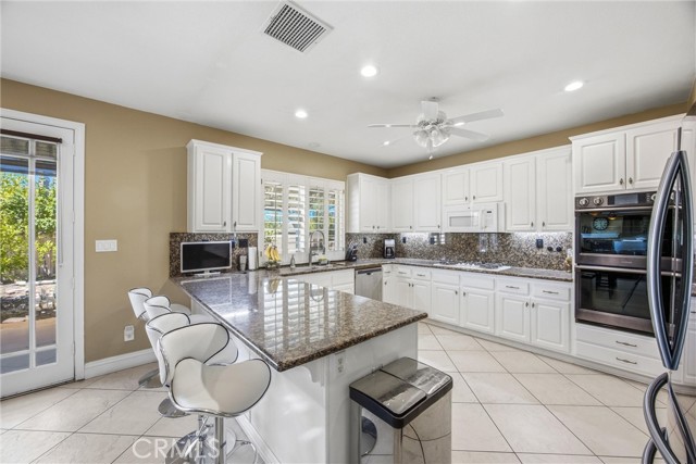 8319 Daisy, Riverside, CA 92508 — photo 3