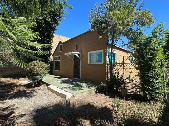 211 S Riverside — photo