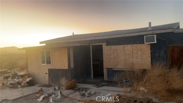 15220 Wolf Haven — photo