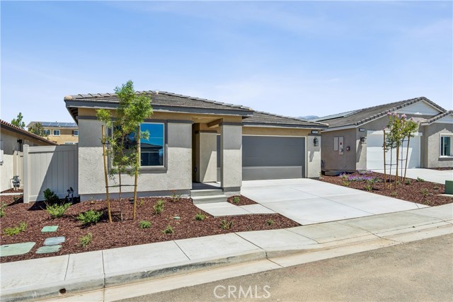 1590 Park Village Dr — photo