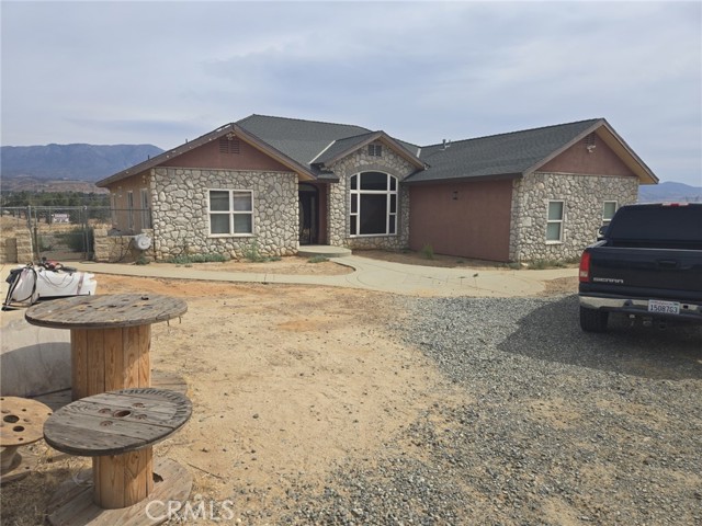 43330 Longhorn Rd — photo