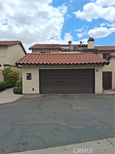 1077 S Santo Antonio Dr 4 — photo