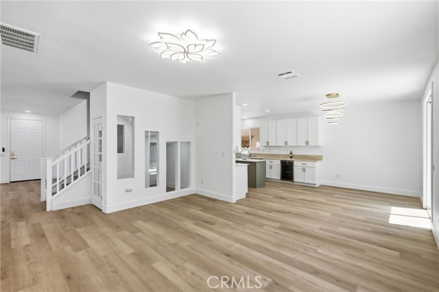 112 Manzanita — photo