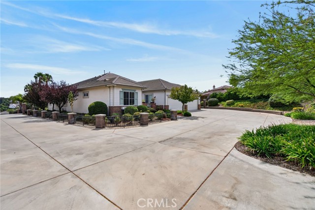 18063 Gwynn Rd, Riverside, CA 92508 — photo 2