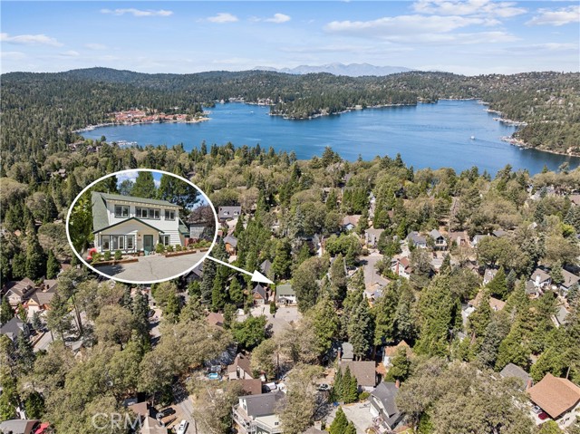 378 Oak Dr — photo