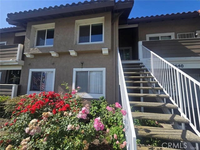 3640 Oak Creek Dr D — photo