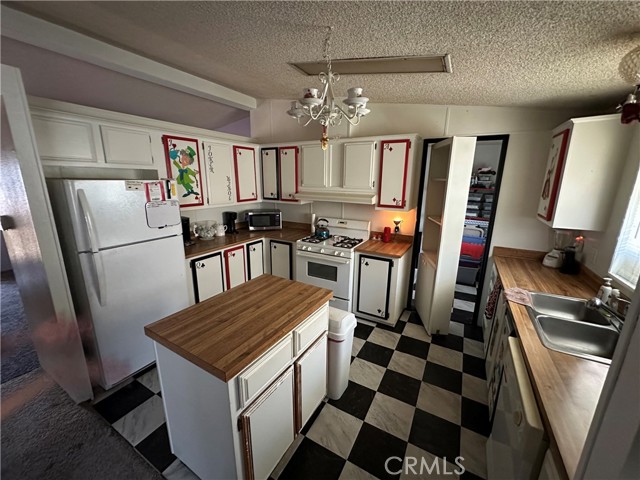 80 E Dawes St #99, Perris, CA 92571 — photo 3