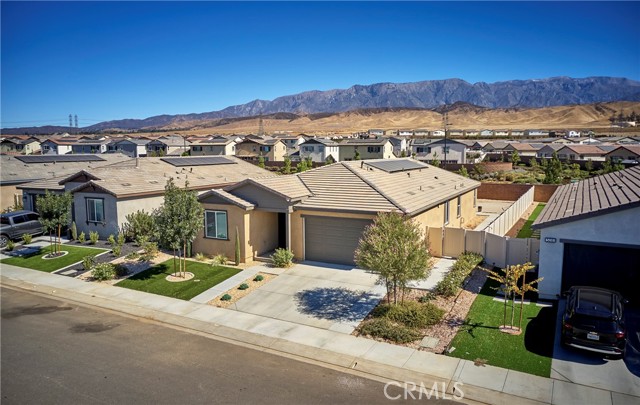 5095 Maverick Street — photo