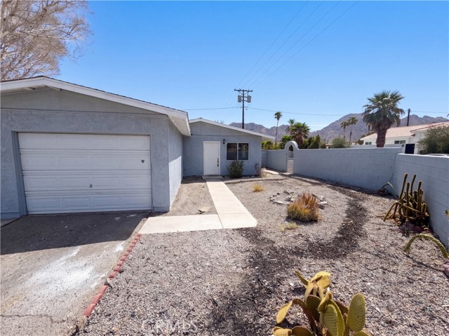 52990 Avenida Diaz — photo