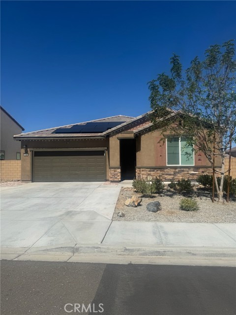 12454 Pinos Verde — photo