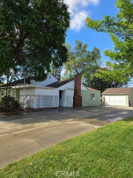 6825 Glacier Dr — photo