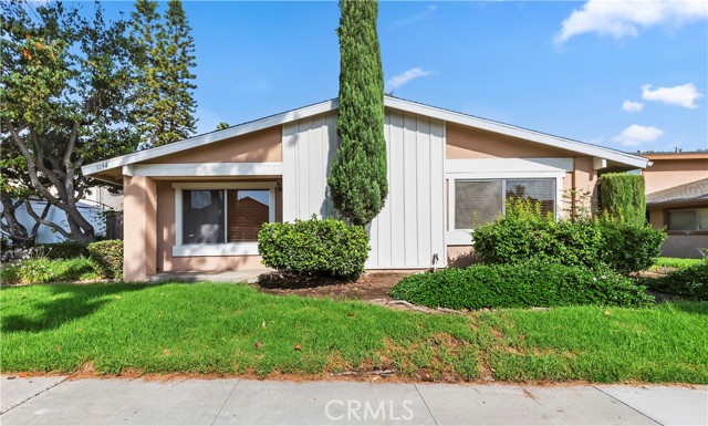 1194 Border, Corona, CA 92882 — photo 2