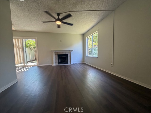 912 S Mountain Apt D — photo